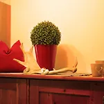 克里尔古特酒店 *