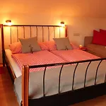 克里尔古特酒店 *